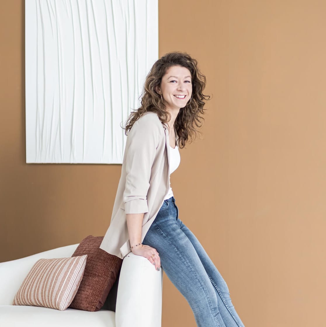 chiela-meekinterieur-brandingshoot-webformaat-10-1 Eetkamer inspiratie wit Loods5 Maastricht
